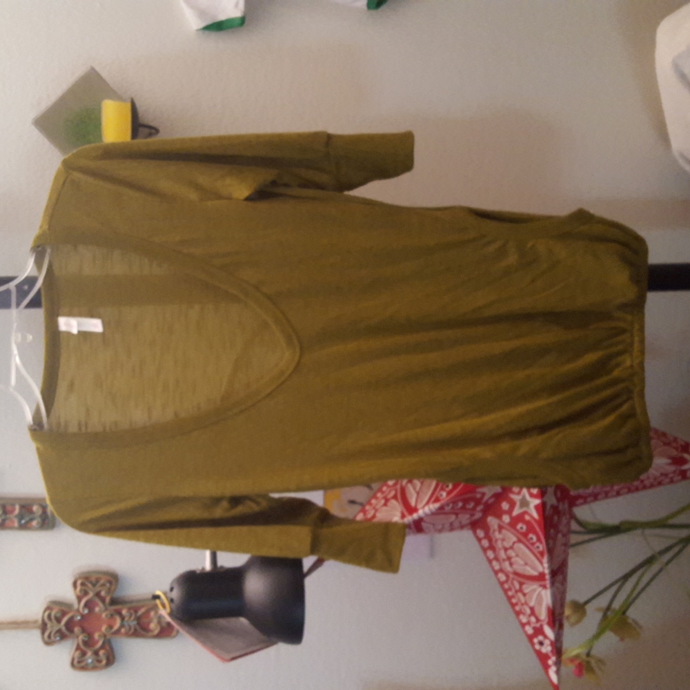 Semi sheer olive green 3/4 sleeve shirt